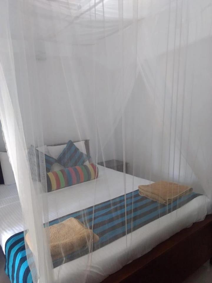 Habarana New Star Homestay Værelse billede
