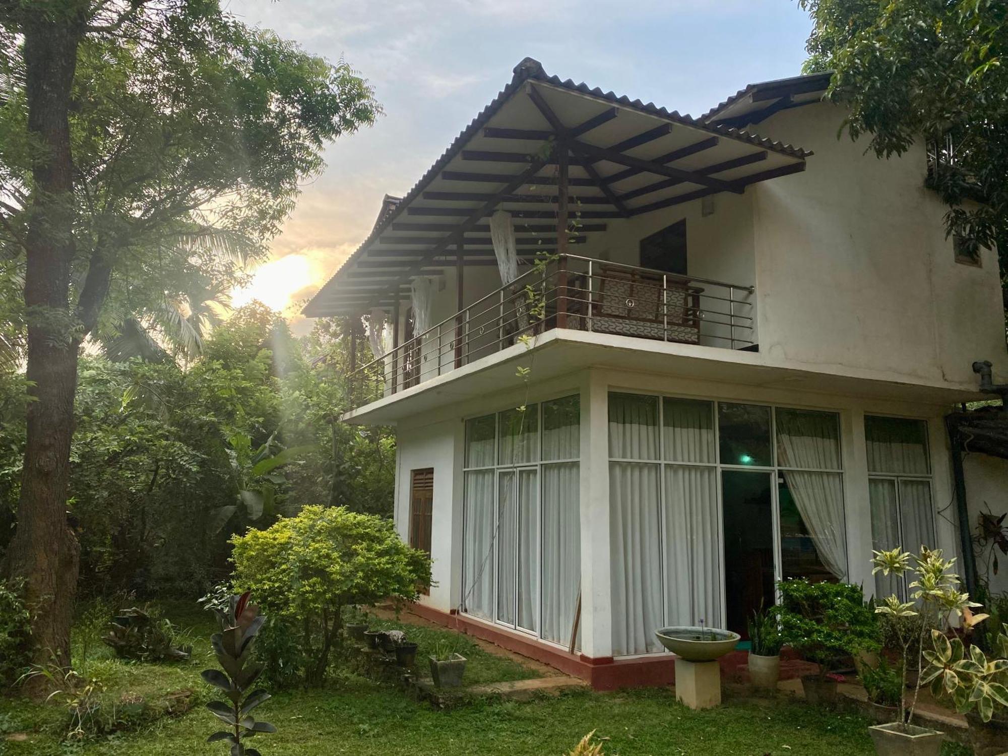 Habarana New Star Homestay Eksteriør billede